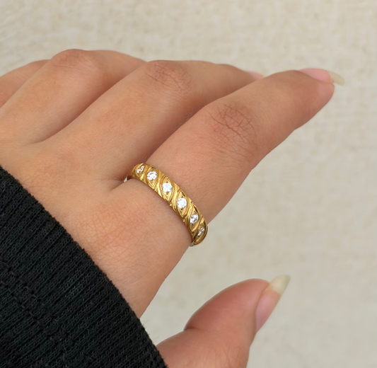 Aurelia Crystal Ring